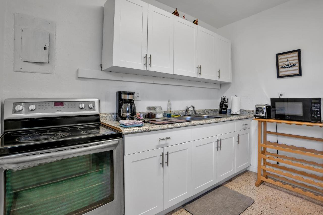 Appartamento Value And Convenience In The Heart Of Near Downtown And The Beaches *